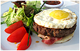 Бифштекс с яйцом Бифштекс с яйцом