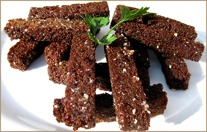 Гренки с чесноком Гренки с чесноком