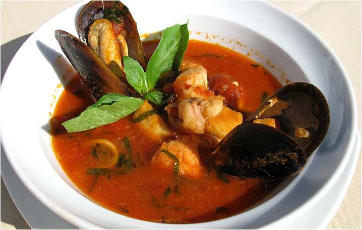 Суп из морепродуктов Суп из морепродуктов