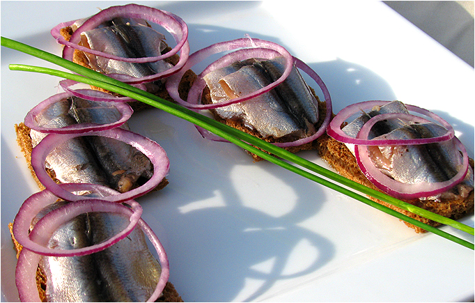 Закуска из кильки Закуска из кильки